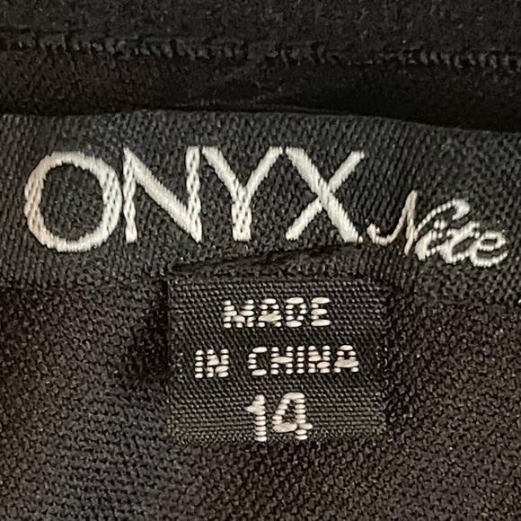 Onyx Nite Black Lace Rosette One Shoulder Party Event Dress NWT Size 14 - Picture 9 of 15